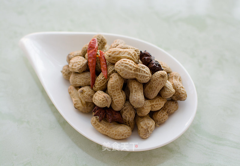 家常美味水煮花生 简单步骤轻松上手